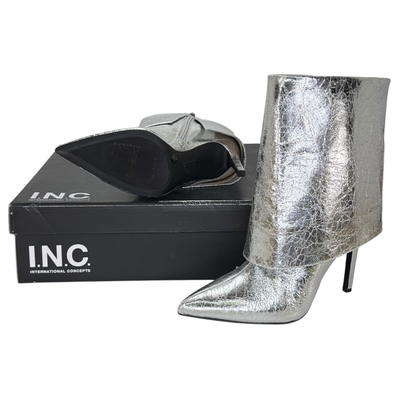 INC Sabeel Silver Patent Leather Cuff Heeled Womens Boots Size 7M - Picture 11 of 13